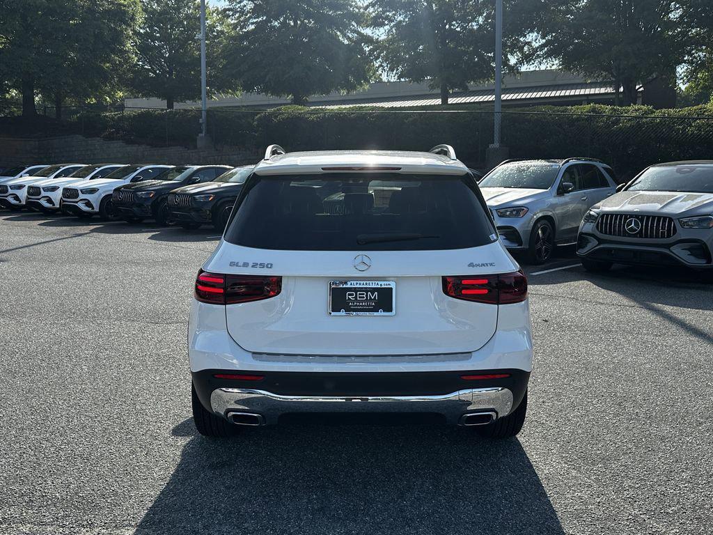 new 2026 Mercedes-Benz GLB 250 car, priced at $53,293