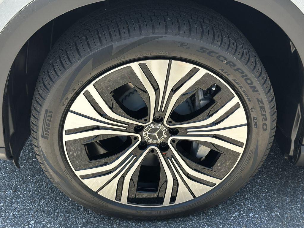 new 2026 Mercedes-Benz EQE 320 car, priced at $80,118