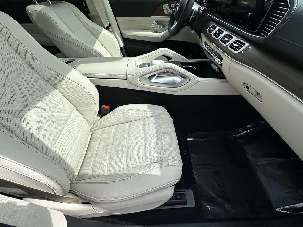 new 2026 Mercedes-Benz GLS 450 car, priced at $103,368