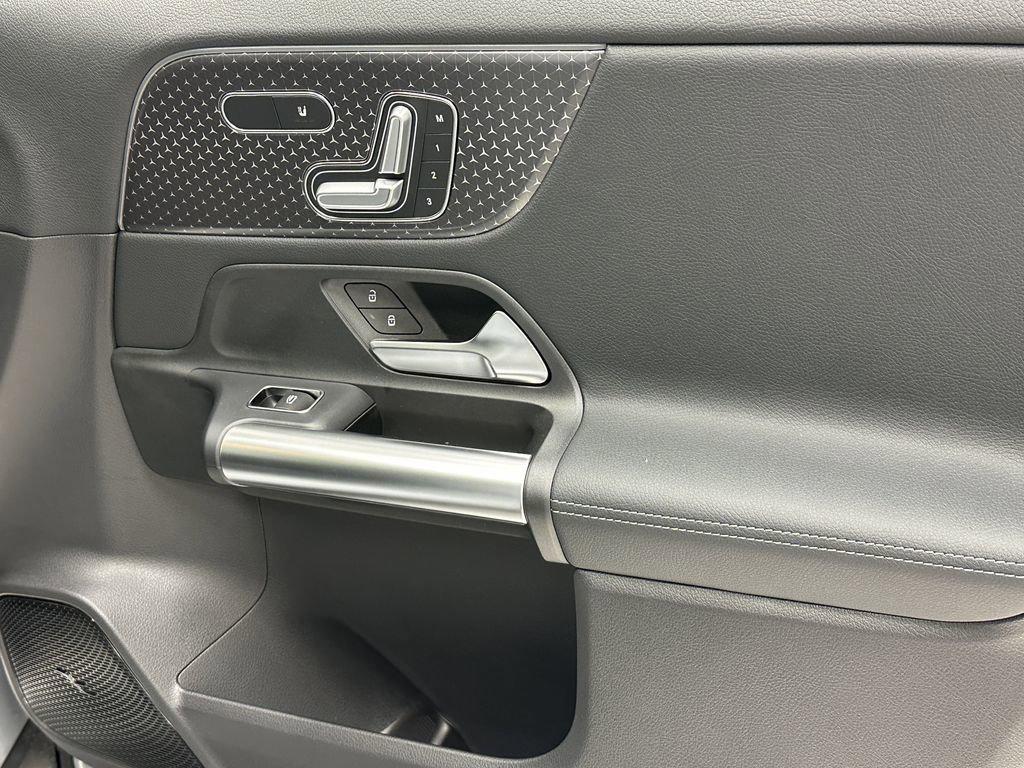 new 2026 Mercedes-Benz GLA 250 car, priced at $48,465