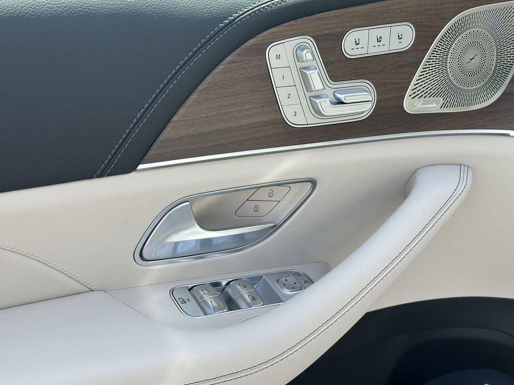 new 2026 Mercedes-Benz GLS 450 car, priced at $100,943