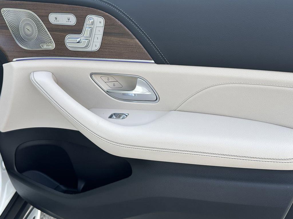 new 2026 Mercedes-Benz GLS 450 car, priced at $100,943