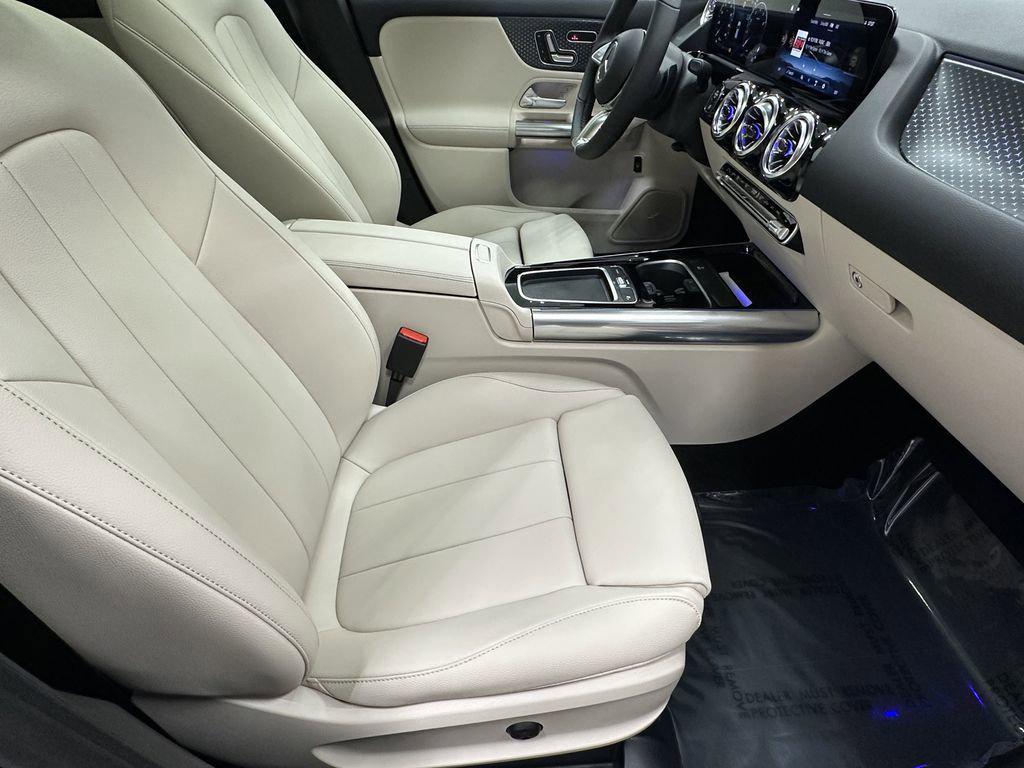 new 2026 Mercedes-Benz GLA 250 car, priced at $48,265