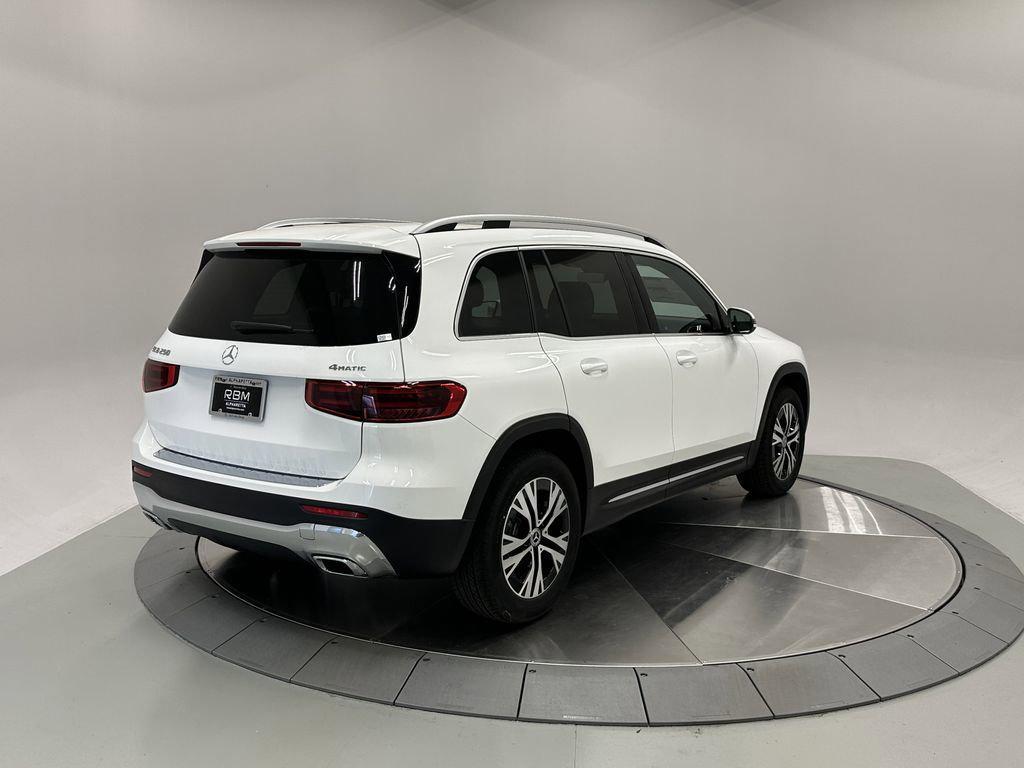 new 2025 Mercedes-Benz GLB 250 car, priced at $49,460