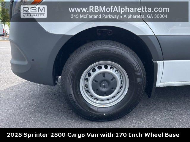 new 2025 Mercedes-Benz Sprinter 2500 car