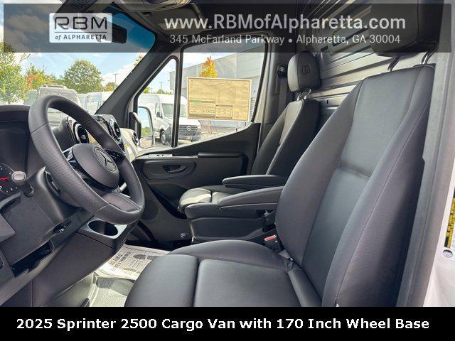 new 2025 Mercedes-Benz Sprinter 2500 car