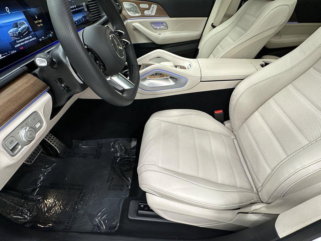 used 2025 Mercedes-Benz GLS 580 car, priced at $99,900