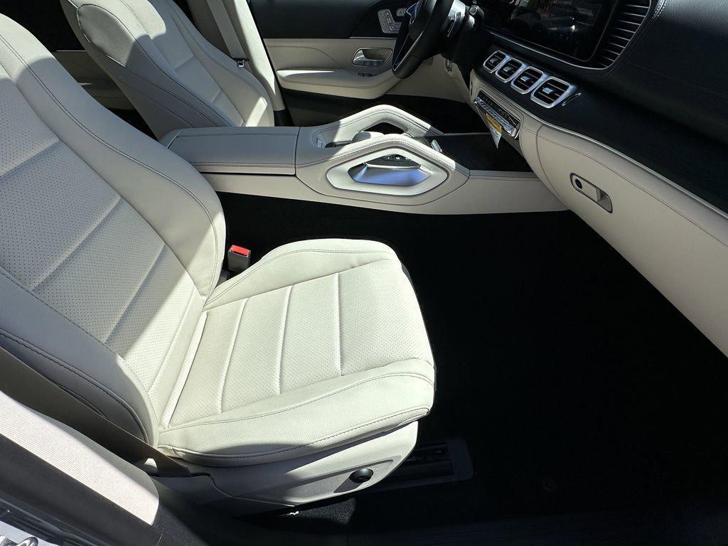 new 2026 Mercedes-Benz GLE 350 car, priced at $77,115