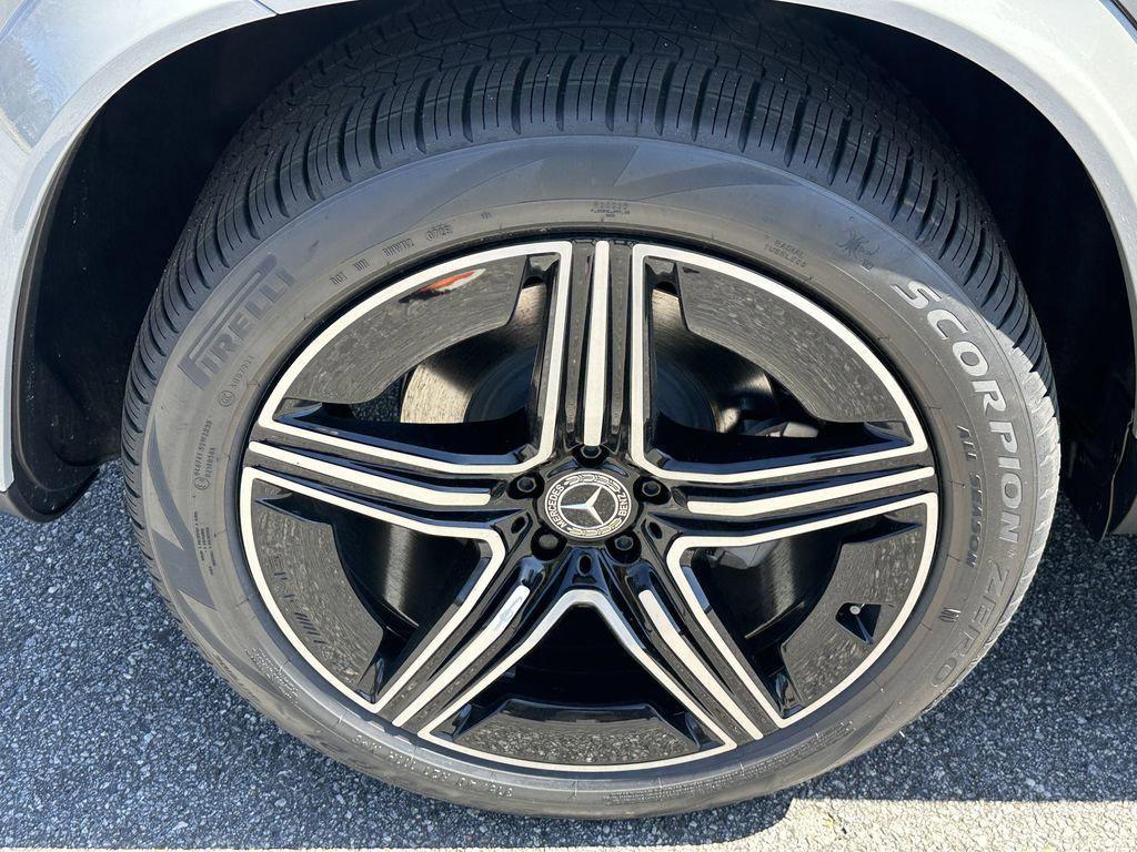 new 2026 Mercedes-Benz GLE 350 car, priced at $77,115