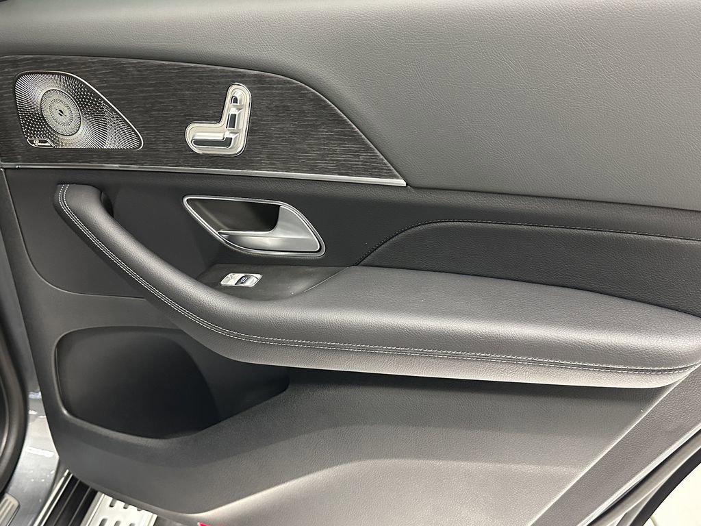 new 2026 Mercedes-Benz GLS 450 car, priced at $96,865