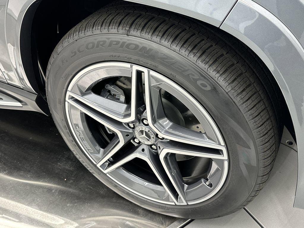 new 2026 Mercedes-Benz GLS 450 car, priced at $96,865