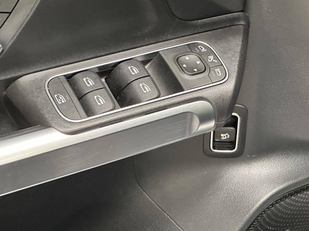 used 2024 Mercedes-Benz GLB 250 car, priced at $36,911