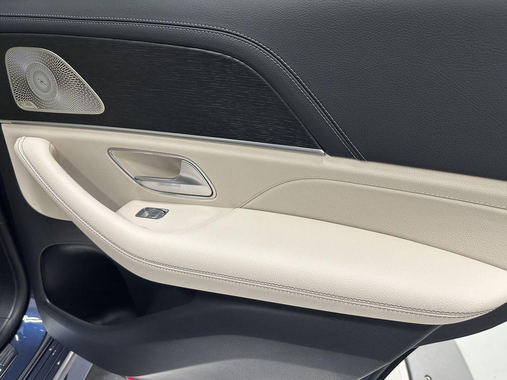 used 2024 Mercedes-Benz GLE 350 car, priced at $64,998