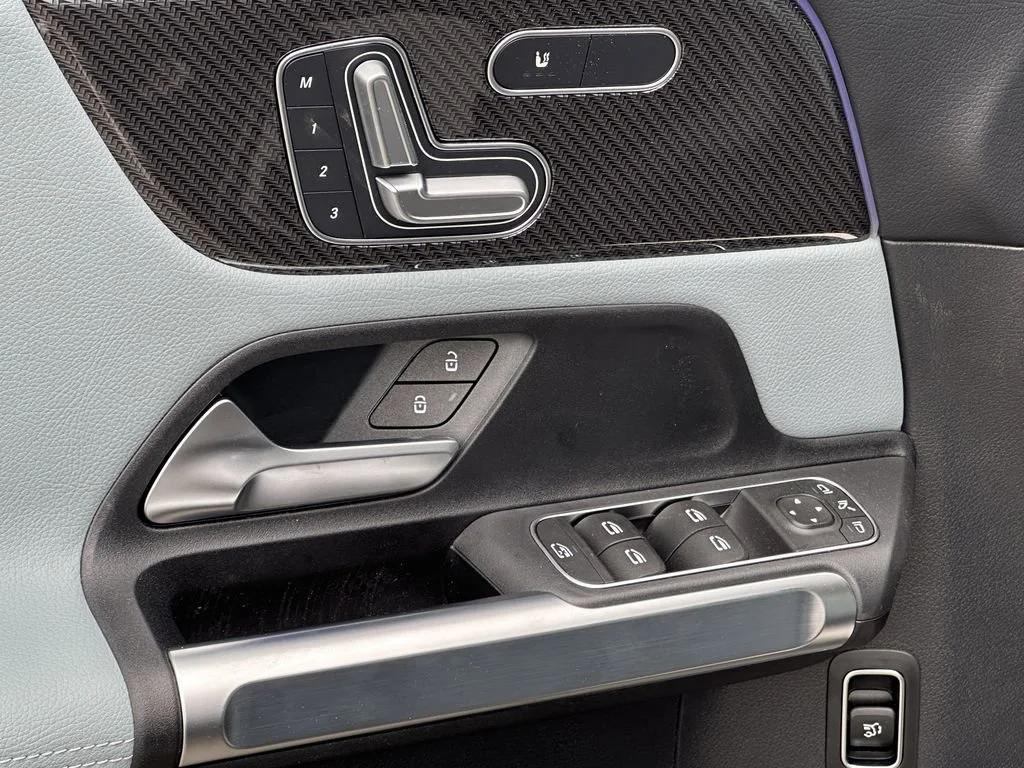 new 2026 Mercedes-Benz GLB 250 car, priced at $55,905