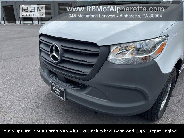 new 2025 Mercedes-Benz Sprinter 2500 car