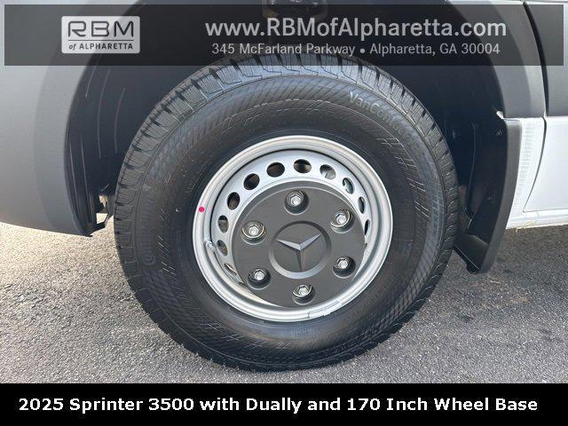 new 2025 Mercedes-Benz Sprinter 3500 car