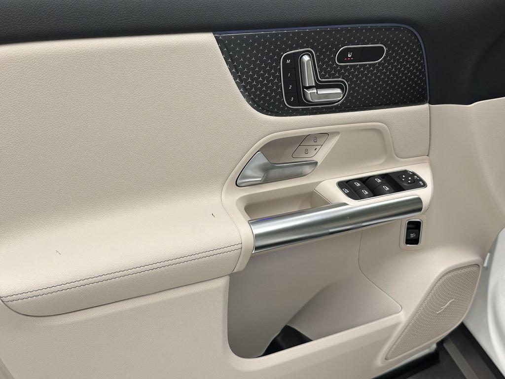 new 2026 Mercedes-Benz GLA 250 car, priced at $49,965