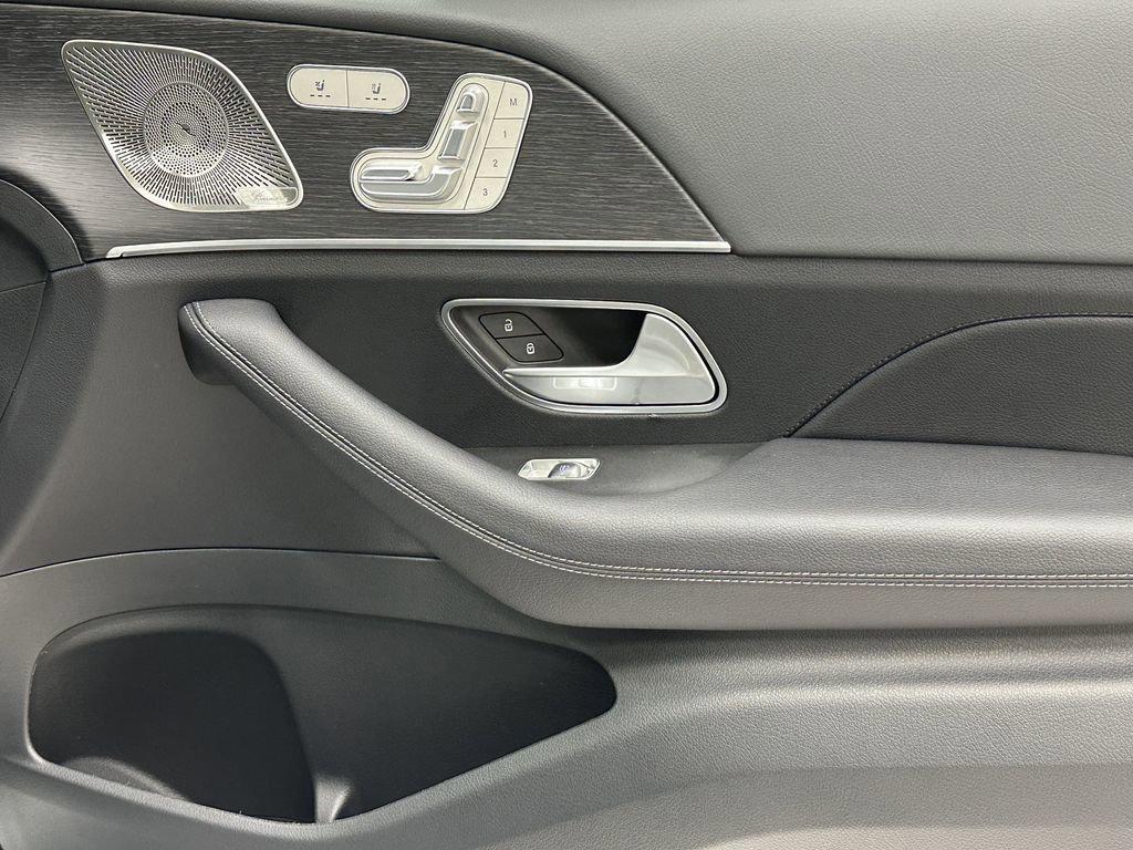 new 2026 Mercedes-Benz GLS 450 car, priced at $96,995