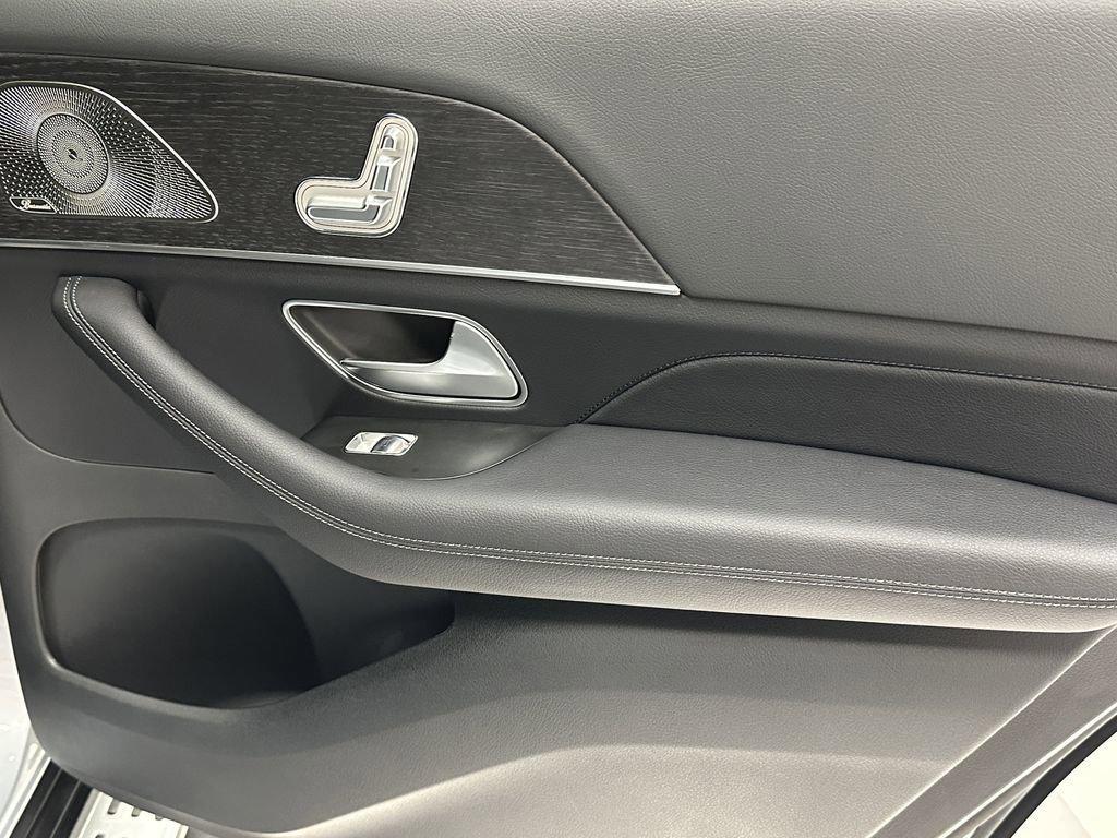 new 2026 Mercedes-Benz GLS 450 car, priced at $96,995