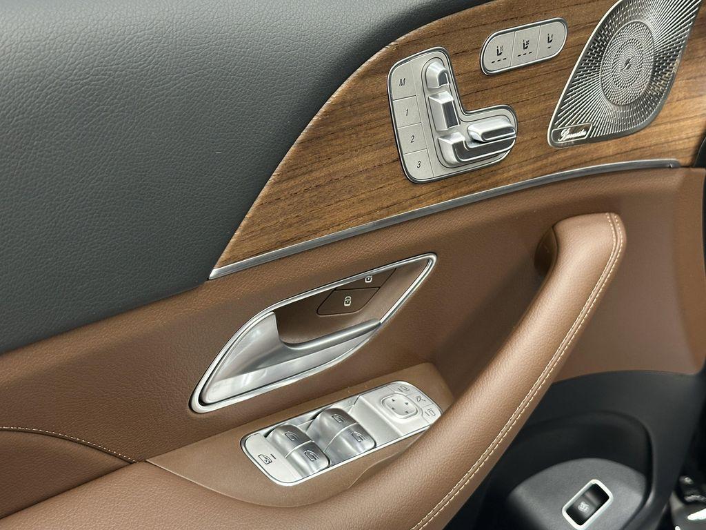 used 2025 Mercedes-Benz GLS 450 car, priced at $87,999