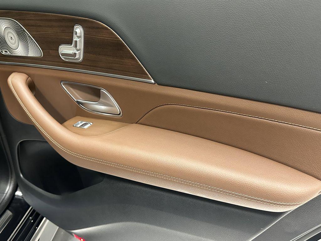 used 2025 Mercedes-Benz GLS 450 car, priced at $86,302