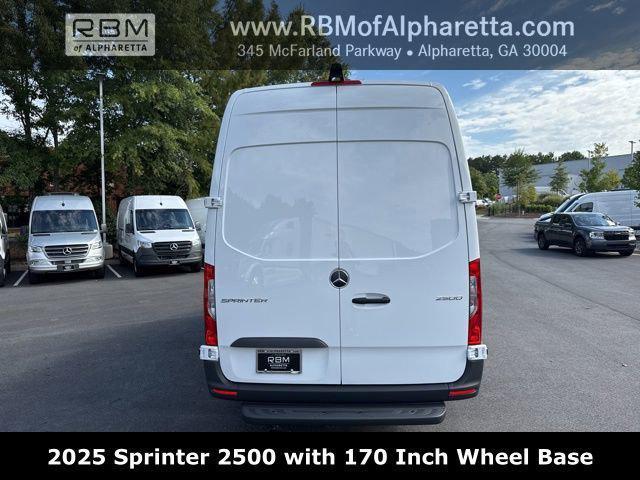 new 2025 Mercedes-Benz Sprinter 2500 car