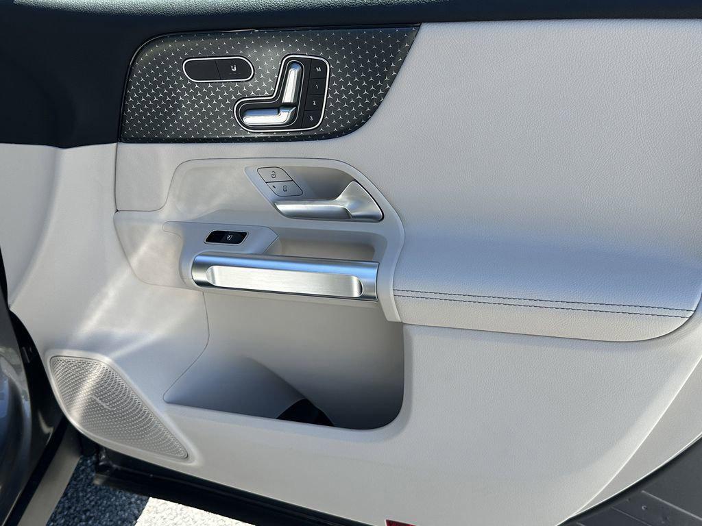 new 2026 Mercedes-Benz GLB 250 car, priced at $50,288