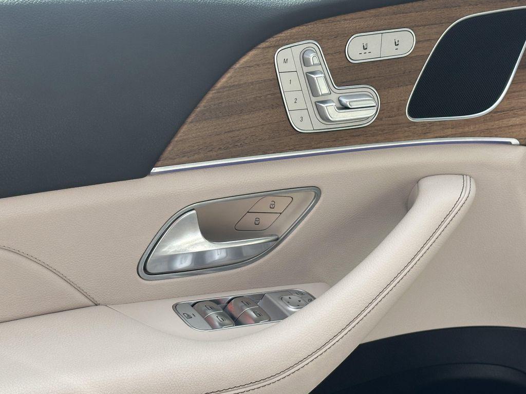 used 2025 Mercedes-Benz GLE 350 car, priced at $63,876