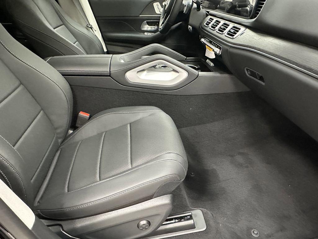 new 2026 Mercedes-Benz GLE 450 car, priced at $79,985