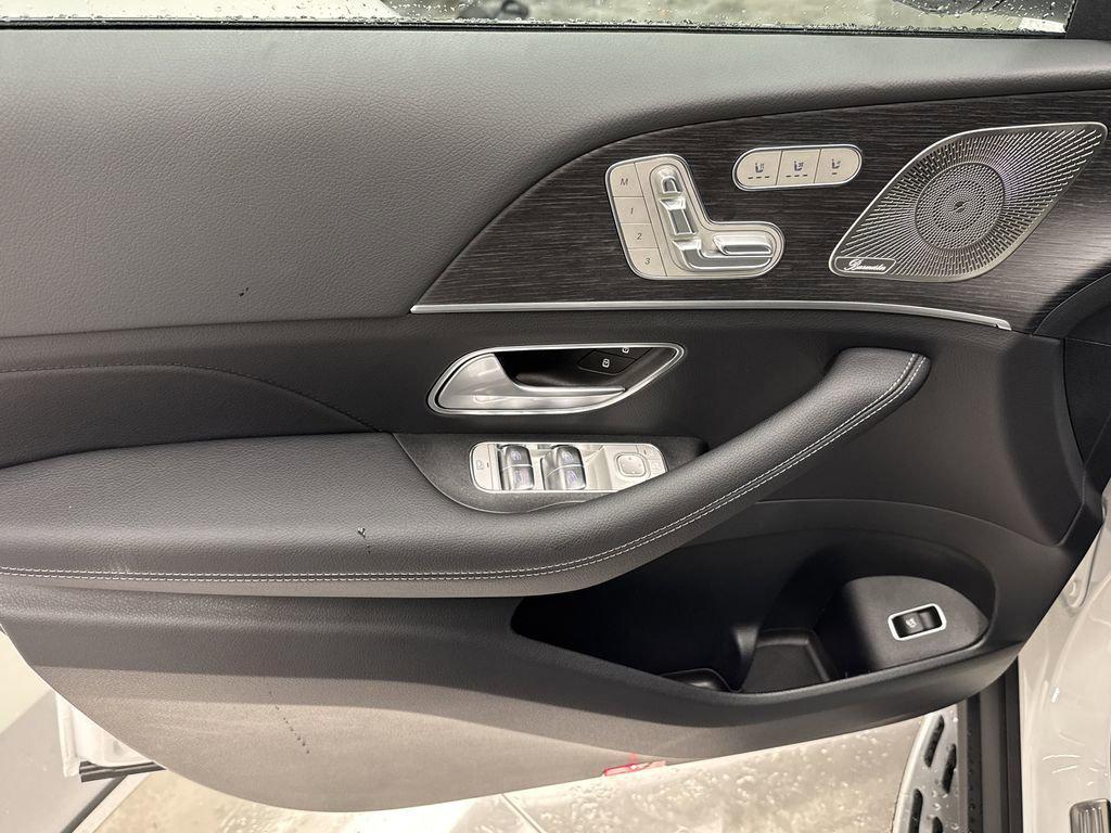 new 2026 Mercedes-Benz GLE 450 car, priced at $82,365