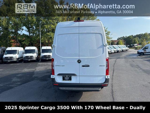 new 2025 Mercedes-Benz Sprinter 3500 car