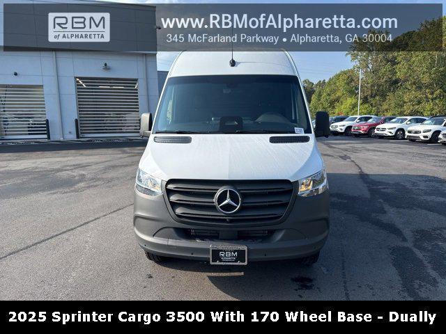 new 2025 Mercedes-Benz Sprinter 3500 car