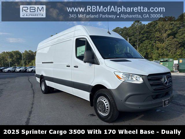 new 2025 Mercedes-Benz Sprinter 3500 car