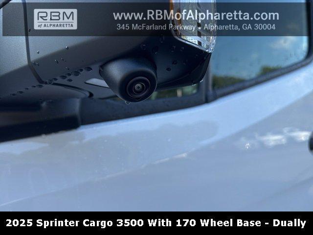 new 2025 Mercedes-Benz Sprinter 3500 car