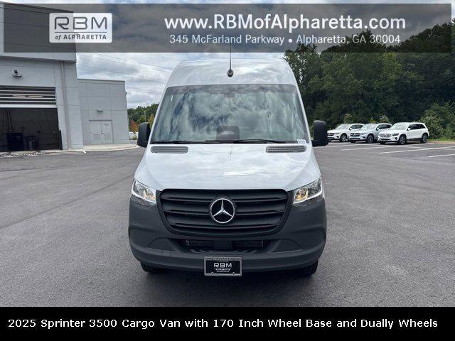 new 2025 Mercedes-Benz Sprinter 3500 car