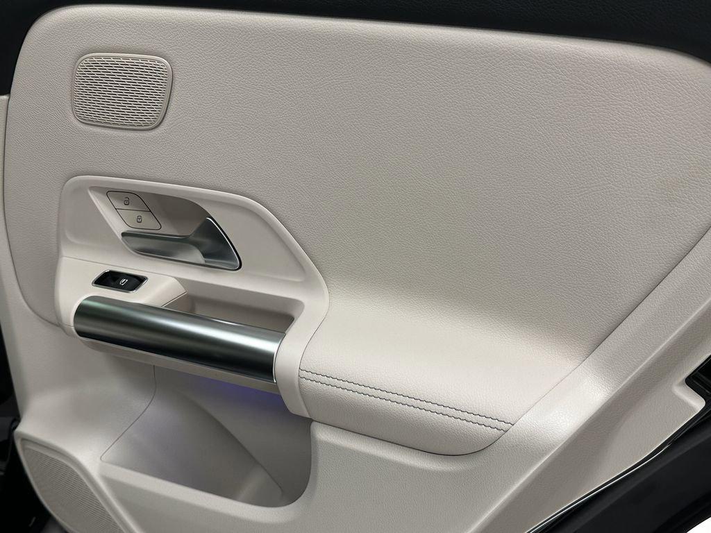 new 2026 Mercedes-Benz GLA 250 car, priced at $52,785