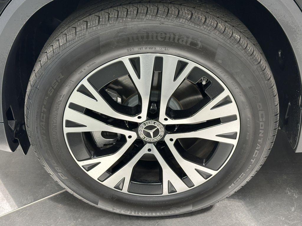 used 2025 Mercedes-Benz GLA 250 car, priced at $34,999