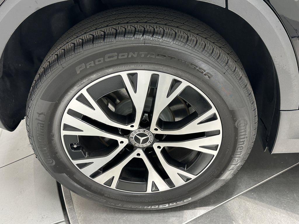 used 2025 Mercedes-Benz GLA 250 car, priced at $34,999