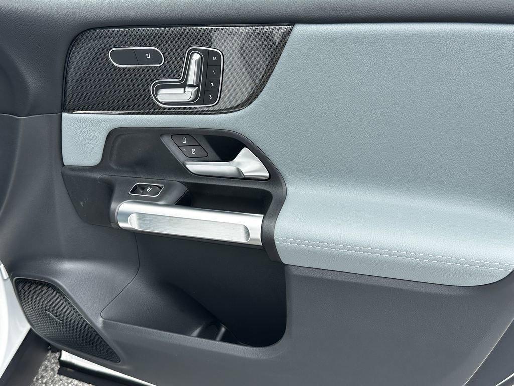 new 2026 Mercedes-Benz GLB 250 car, priced at $54,108