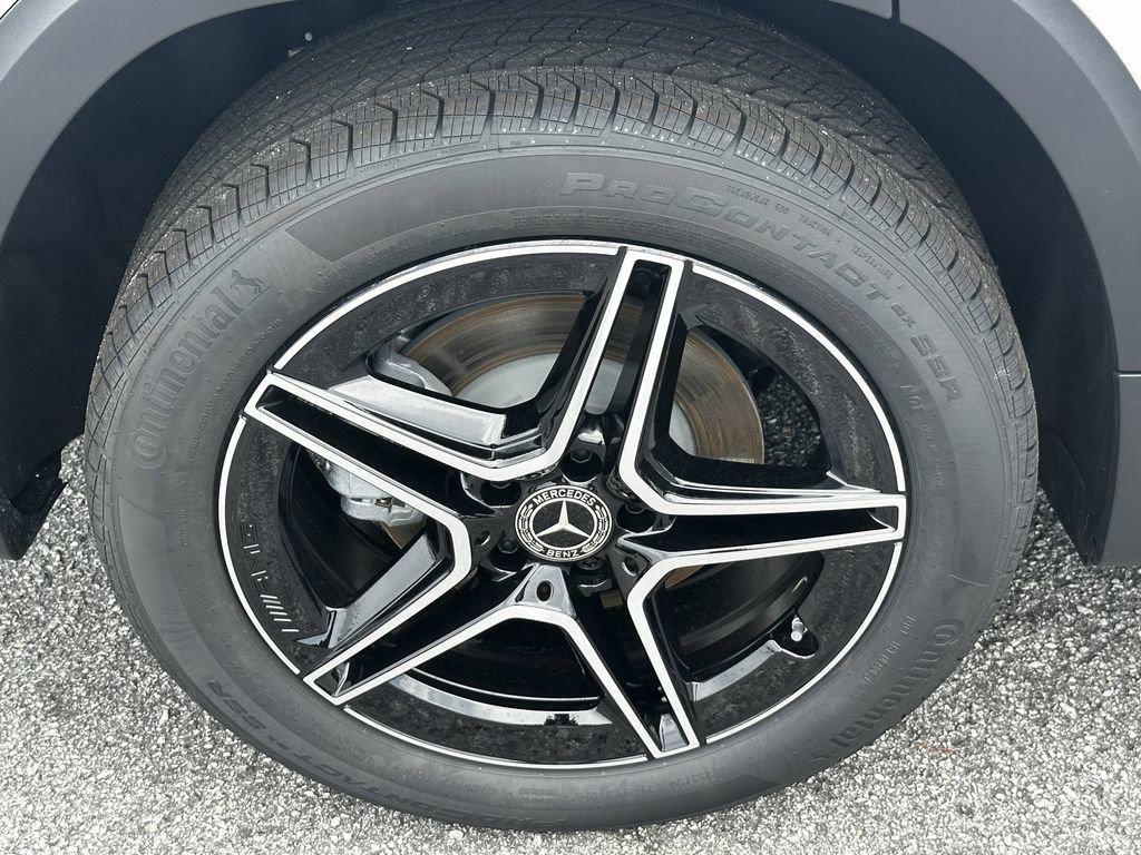 new 2026 Mercedes-Benz GLB 250 car, priced at $54,108