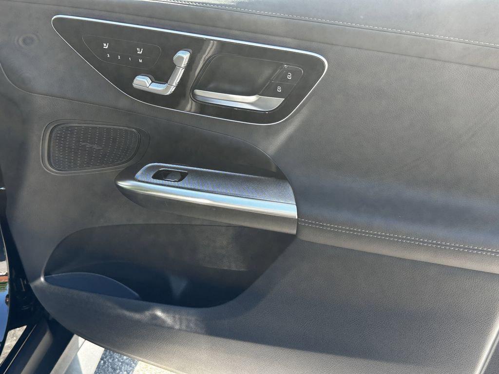 new 2026 Mercedes-Benz GLC 300 car, priced at $59,498