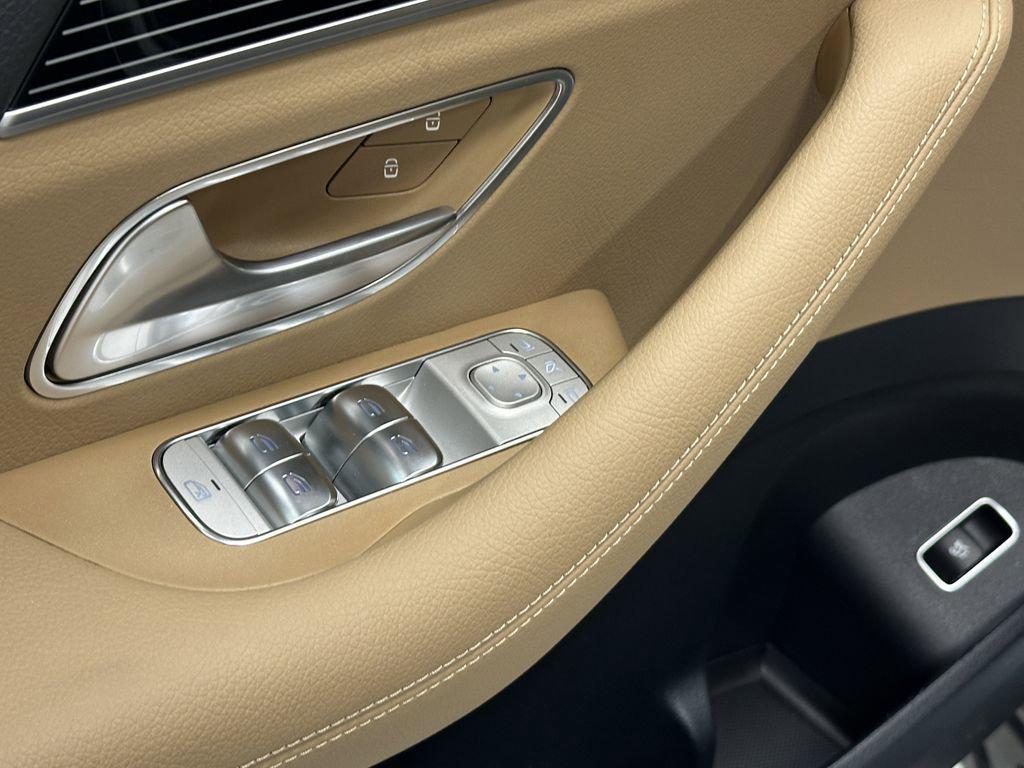 new 2026 Mercedes-Benz GLE 450 car, priced at $83,890