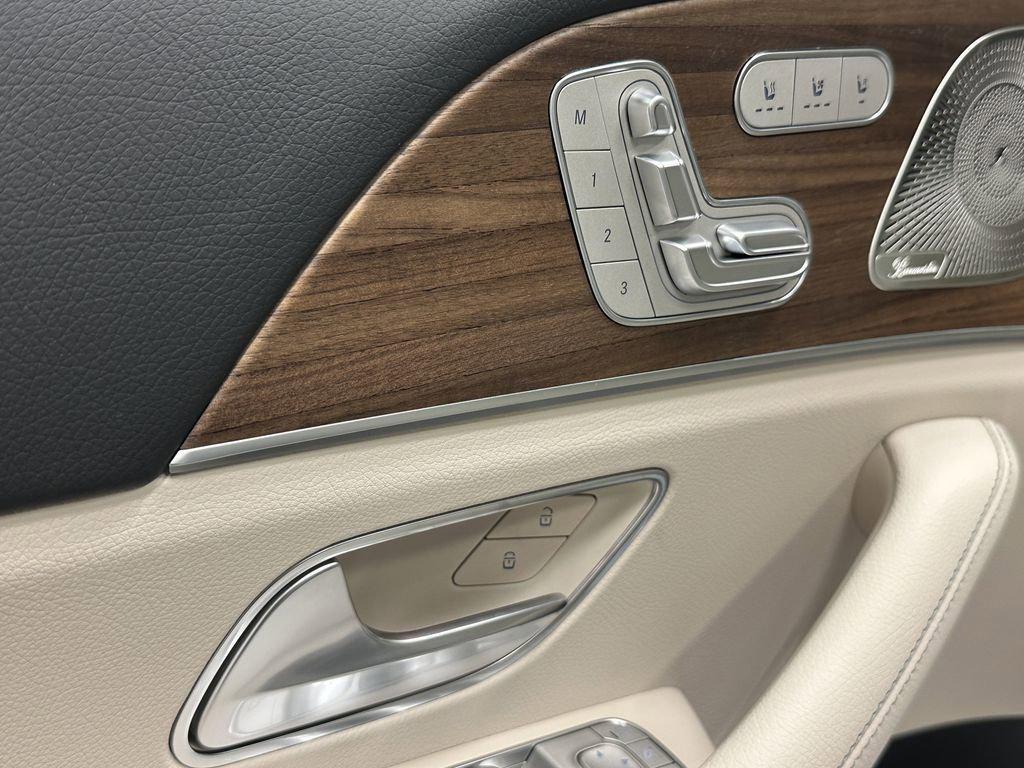 new 2026 Mercedes-Benz GLS 450 car, priced at $103,370