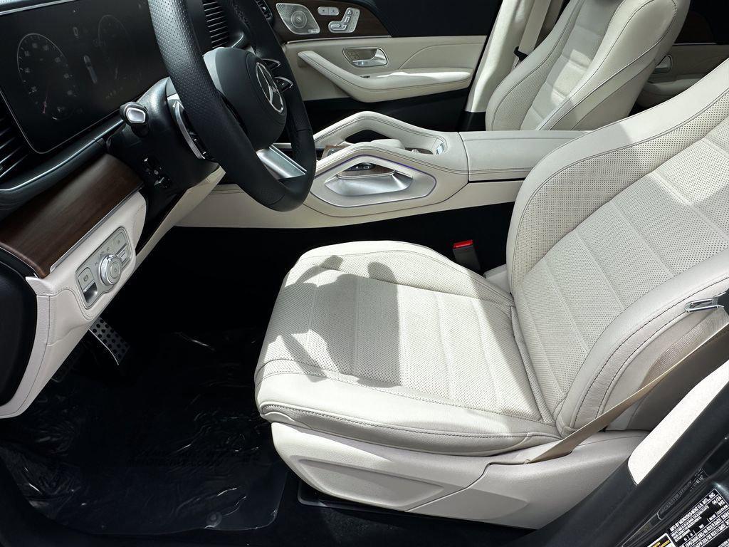 new 2026 Mercedes-Benz GLS 450 car, priced at $108,498