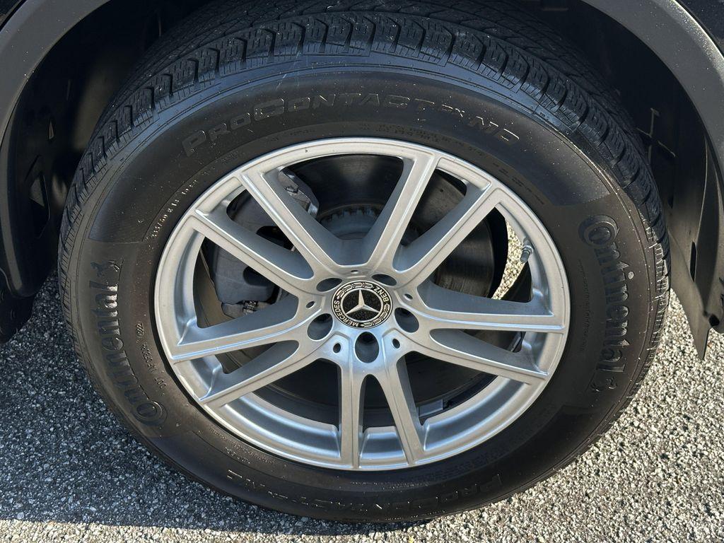 used 2023 Mercedes-Benz GLC 300 car, priced at $40,876