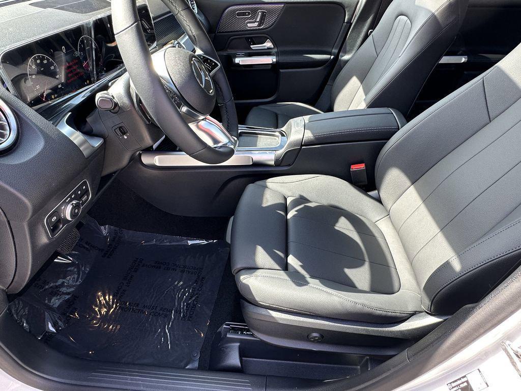 new 2026 Mercedes-Benz GLB 250 car, priced at $50,605
