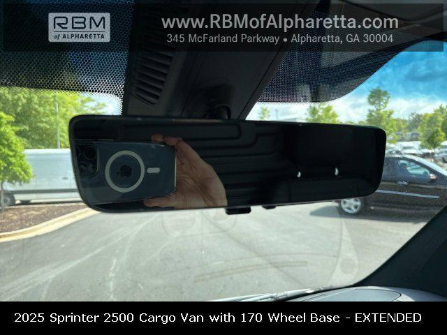 new 2025 Mercedes-Benz Sprinter 2500 car