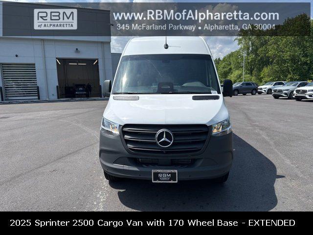 new 2025 Mercedes-Benz Sprinter 2500 car