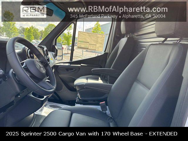 new 2025 Mercedes-Benz Sprinter 2500 car