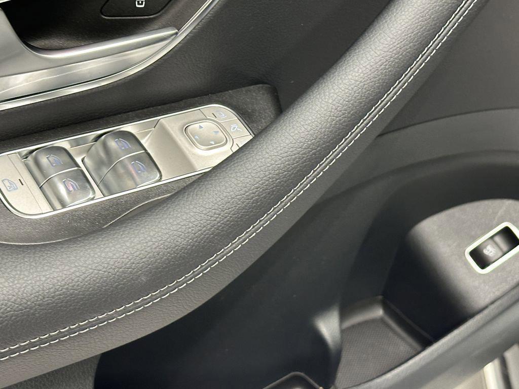 new 2026 Mercedes-Benz GLE 450 car, priced at $81,355